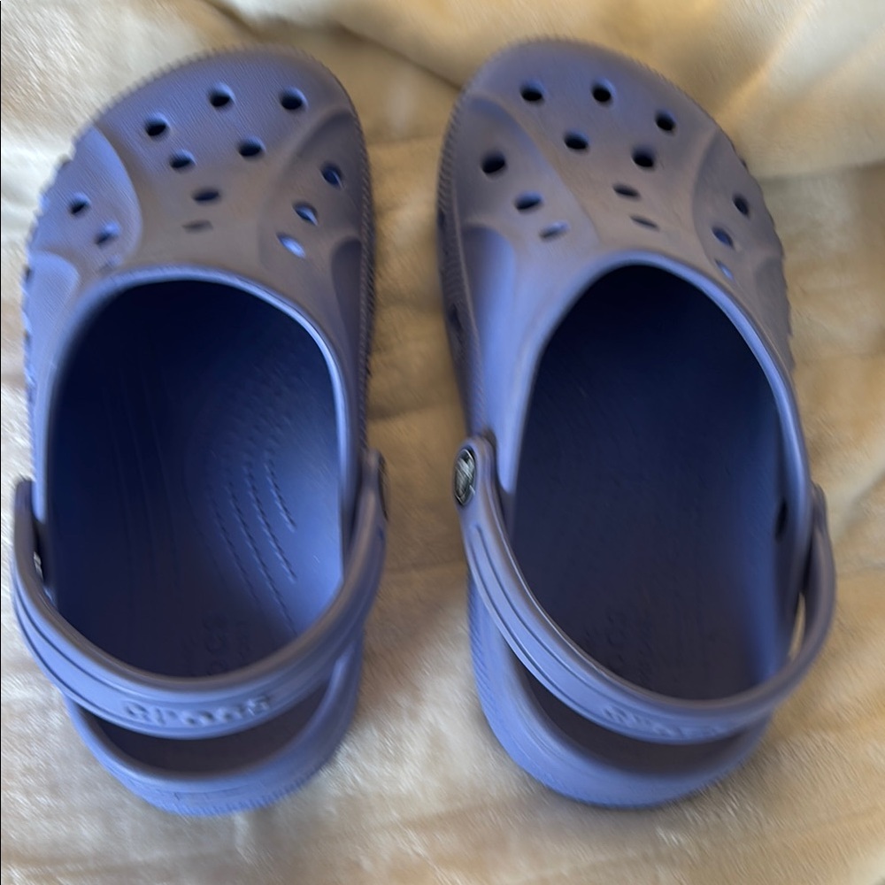 CROCS Purple Sandals with Classic Design
